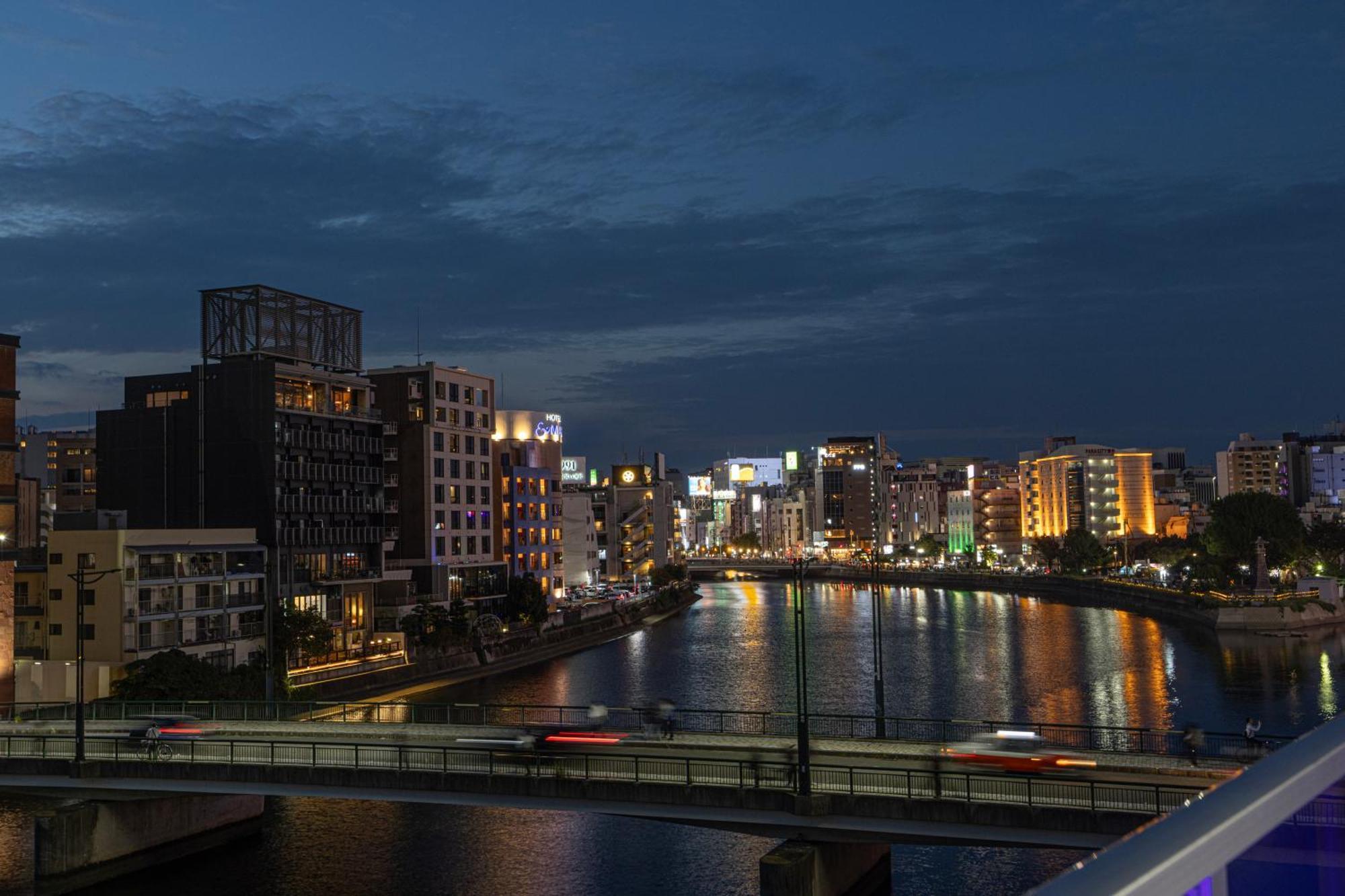 Rivil Hakata Apartment Fukuoka  Exterior photo